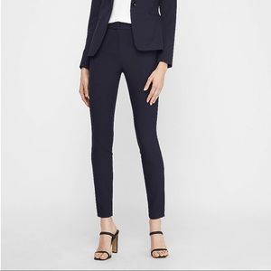 Express High Waisted Supersoft Twill Skinny Navy Pant Size: 4 Long